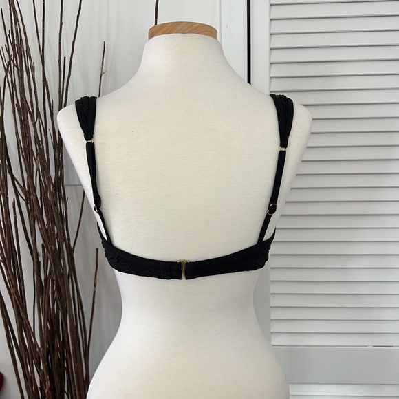 NWOT Coco Rave underwire Bikini top - Picture 2 of 3